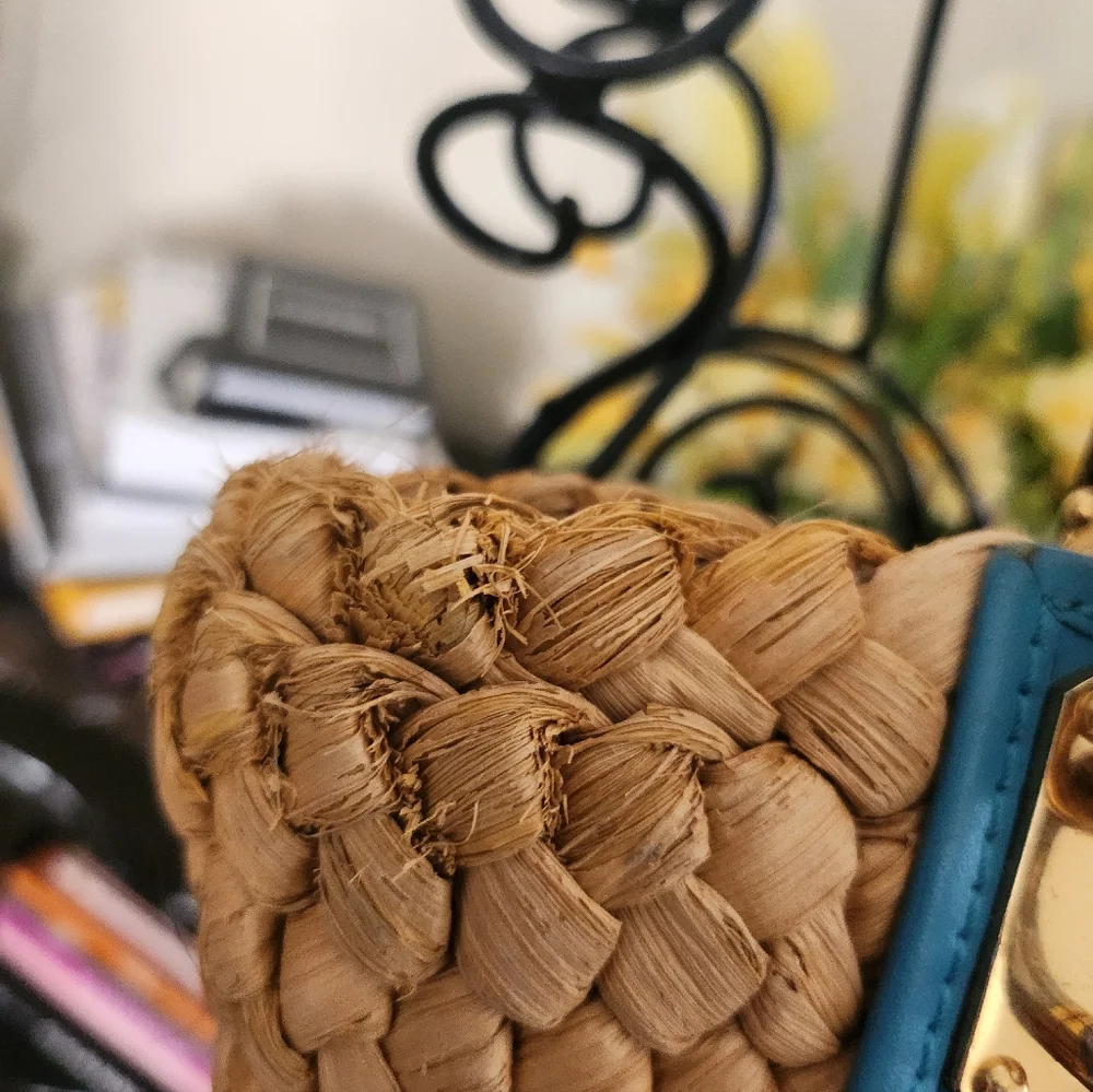 Michael Kors Santorini raffia and leather tote bag - Picture 6 of 9